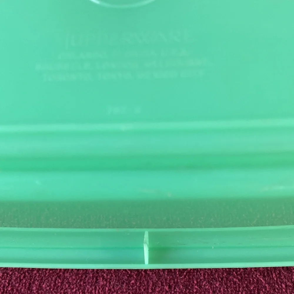 Tupperware Celery/Bread Keeper 3 Piece Vintage